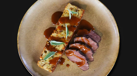 Rindsbackerl & Semmelknödel-Auflauf mit Maroni & Apfel