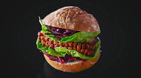 Schweinsbraten-Burger mit Red Cole Slaw (Rotkraut)